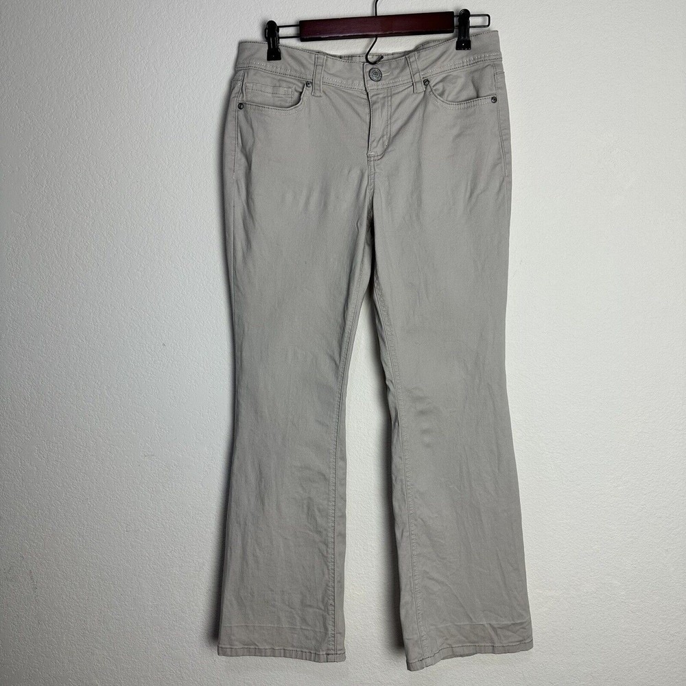 L.E.I. Sophia Hipster Flare Size 11 Short Jeans Juniors Cream Stretch Y2K